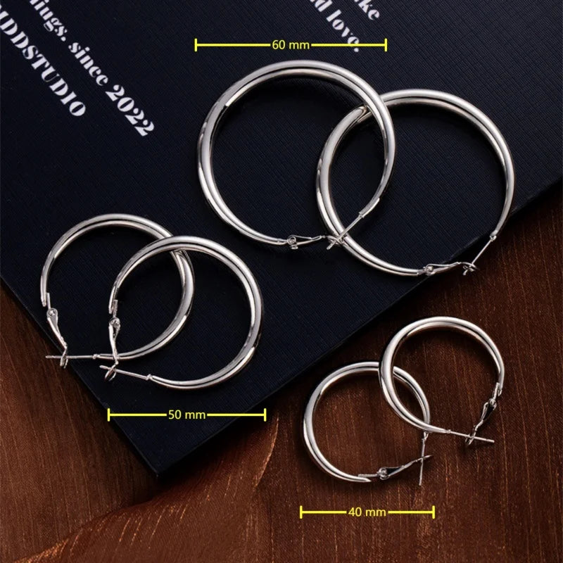 Luna Hoops - autorstwa VindaKant 